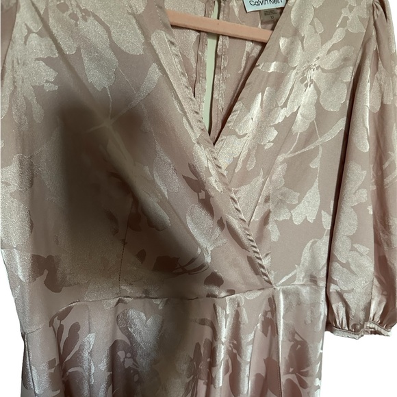 Calvin Klein/Faux Wrap Dress - Picture 5 of 6